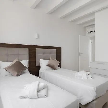 Le Dodici Porte - Porta Maggiore 9 By District Appartement Bologne